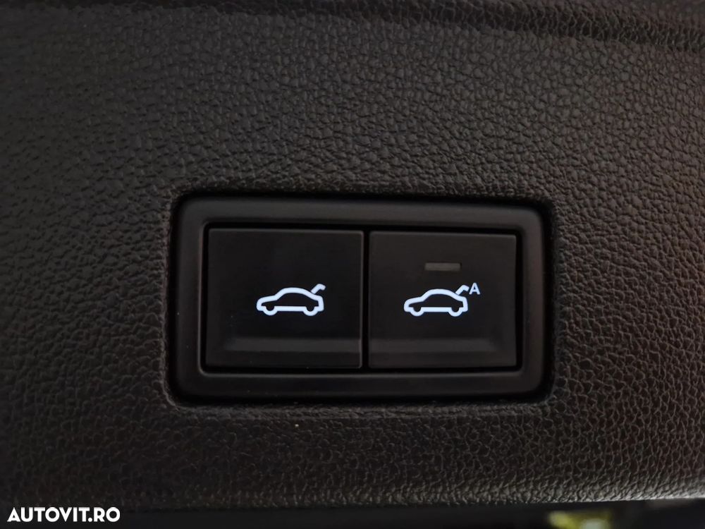 Volkswagen Touareg V6 TDI Elegance - 30