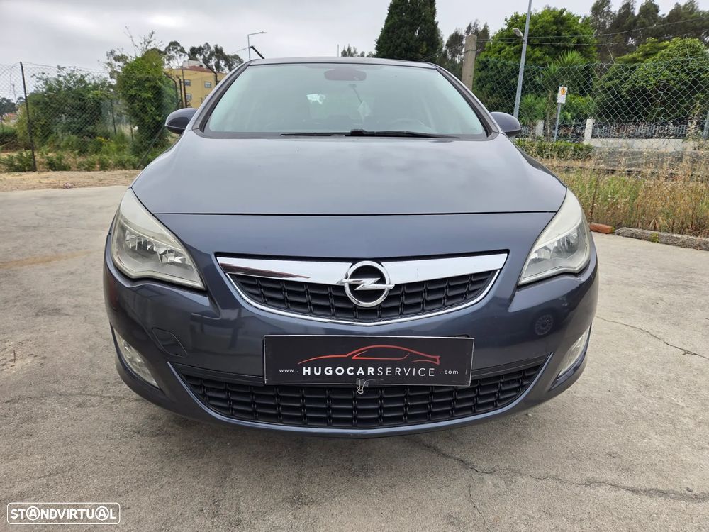 Opel Astra 1.7 CDTI Cosmo - 1