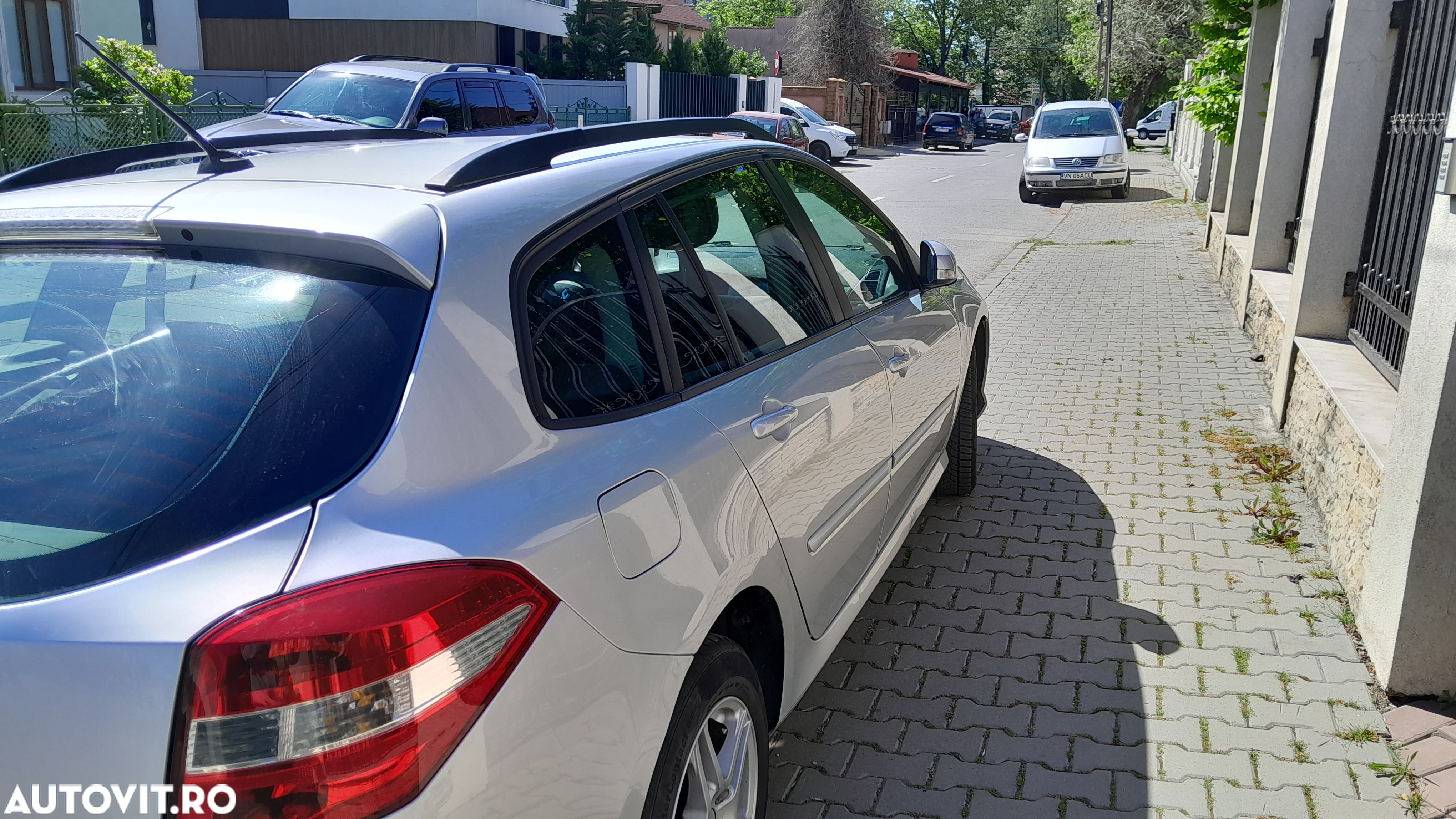 Renault Laguna 2.0dCi Privilege - 9