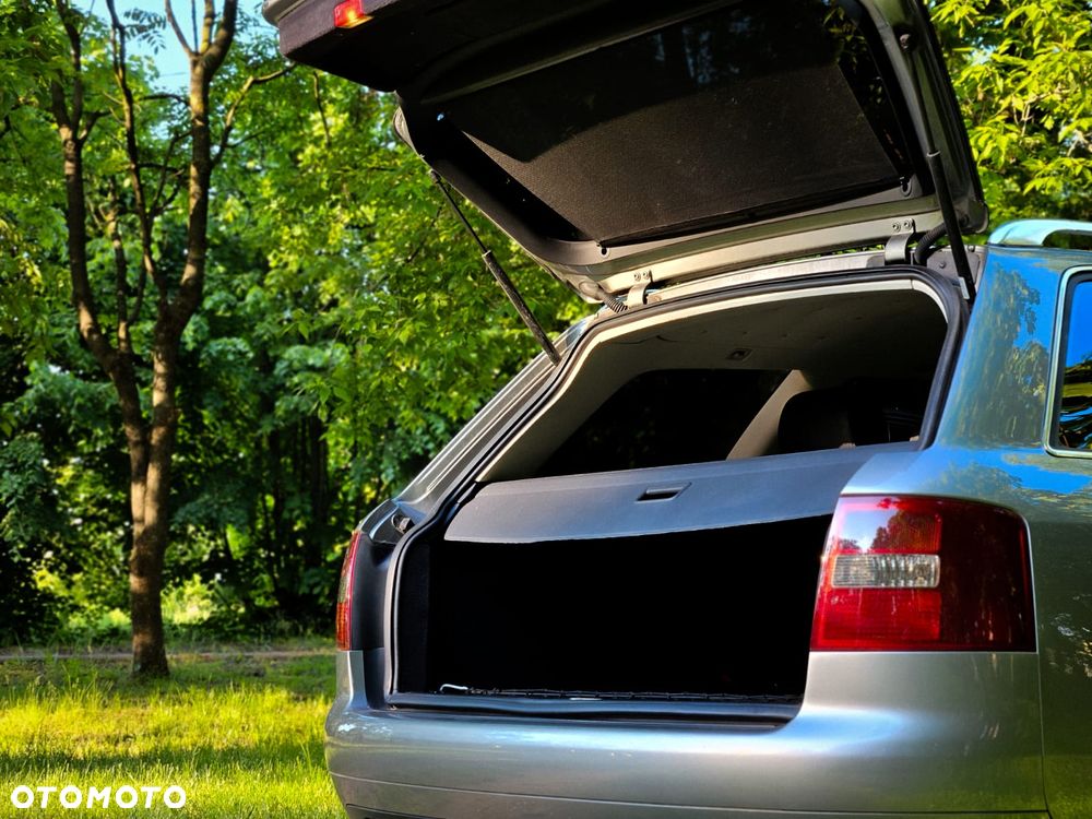 Audi A6 Avant 2.4 Quattro - 8