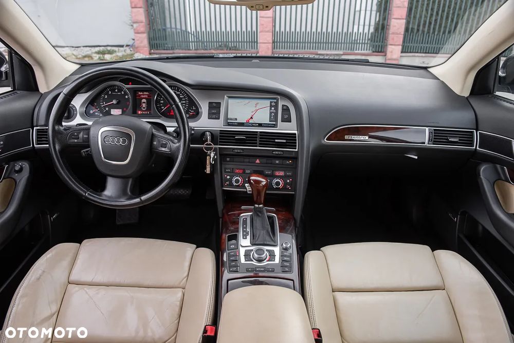 Audi A6 Limousine 3.2 FSI Quattro Tiptronic - 31