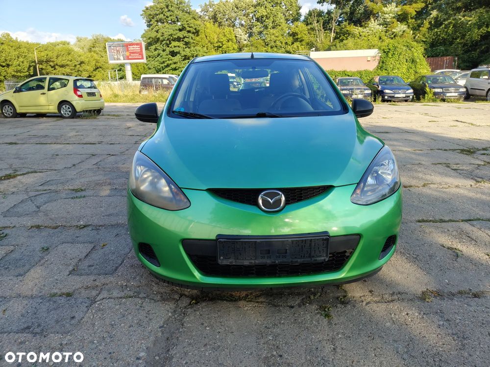 Mazda 2 - 6