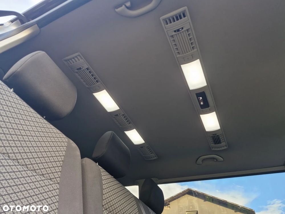 Volkswagen Caravelle 2.0 TDI L2 Trendline - 13