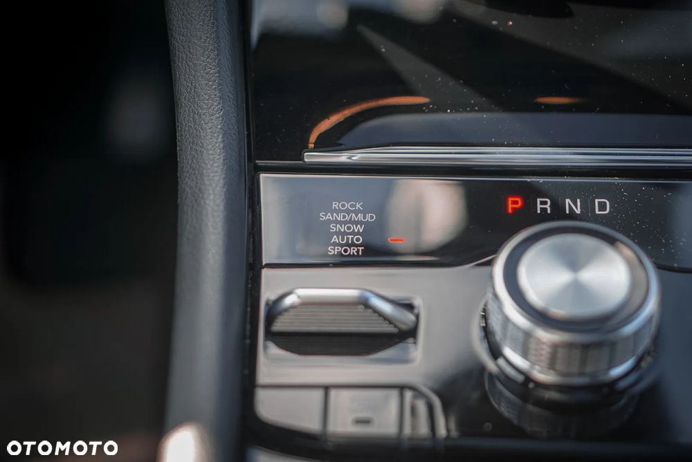 Jeep Grand Cherokee - 17