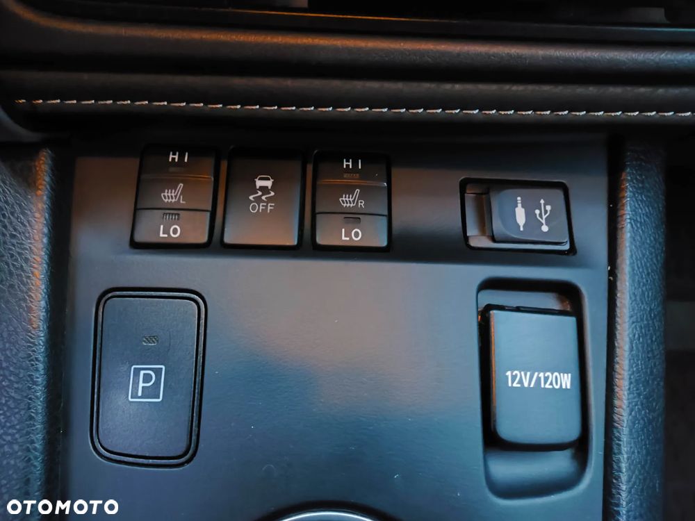 Toyota Auris Hybrid 135 Prestige - 15