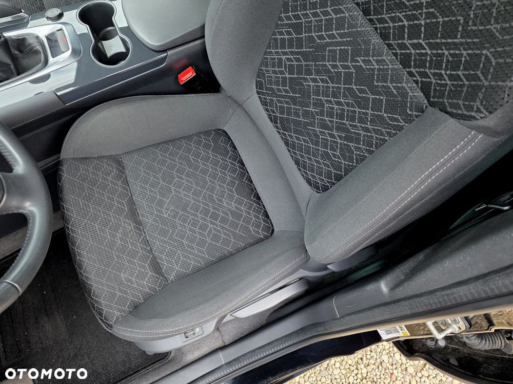 Peugeot 3008 2.0 HDi Allure - 16