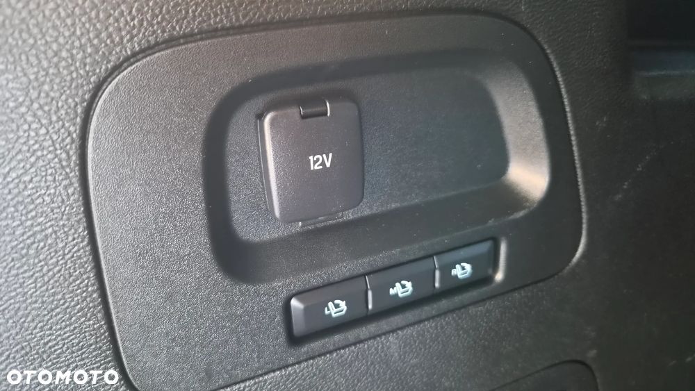 Ford S-Max 2.0 TDCi 4WD Titanium PowerShift - 36