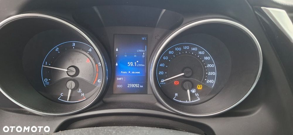 Toyota Auris 1.6 D-4D Edition S+ - 16