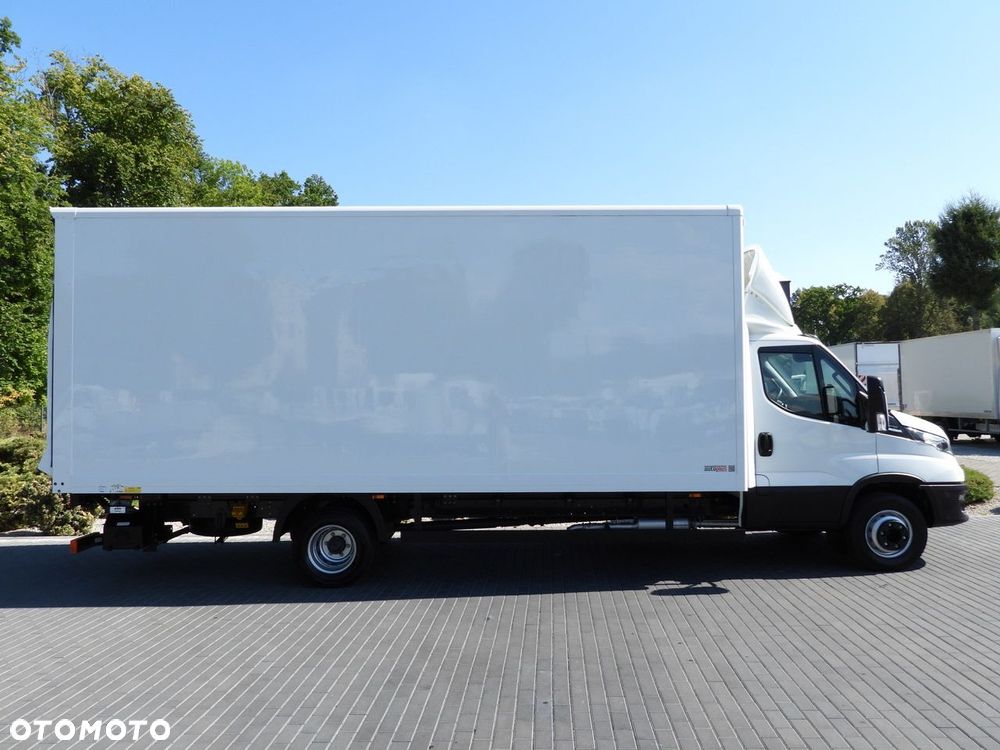 Iveco DAILY 72C18 WINDA 14 PALET TEMPOMAT PNEUMATYKA AUTOMAT HI-MATIC BLIŹNIACZE KOŁA KLIMATYZACJA  180KM - 8