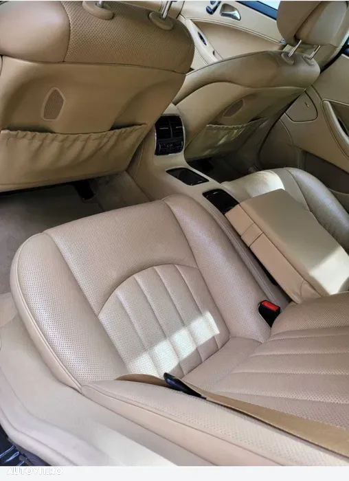 Mercedes-Benz CLS 350 Aut - 4