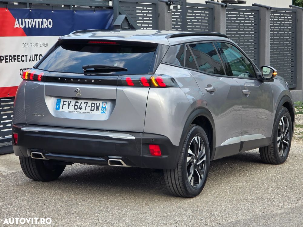 Peugeot 2008 PureTech 130 EAT8 GT Pack - 7