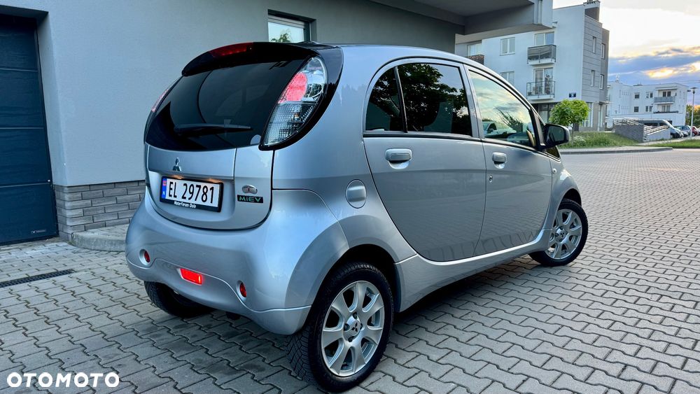 Mitsubishi i-MiEV Standard - 41