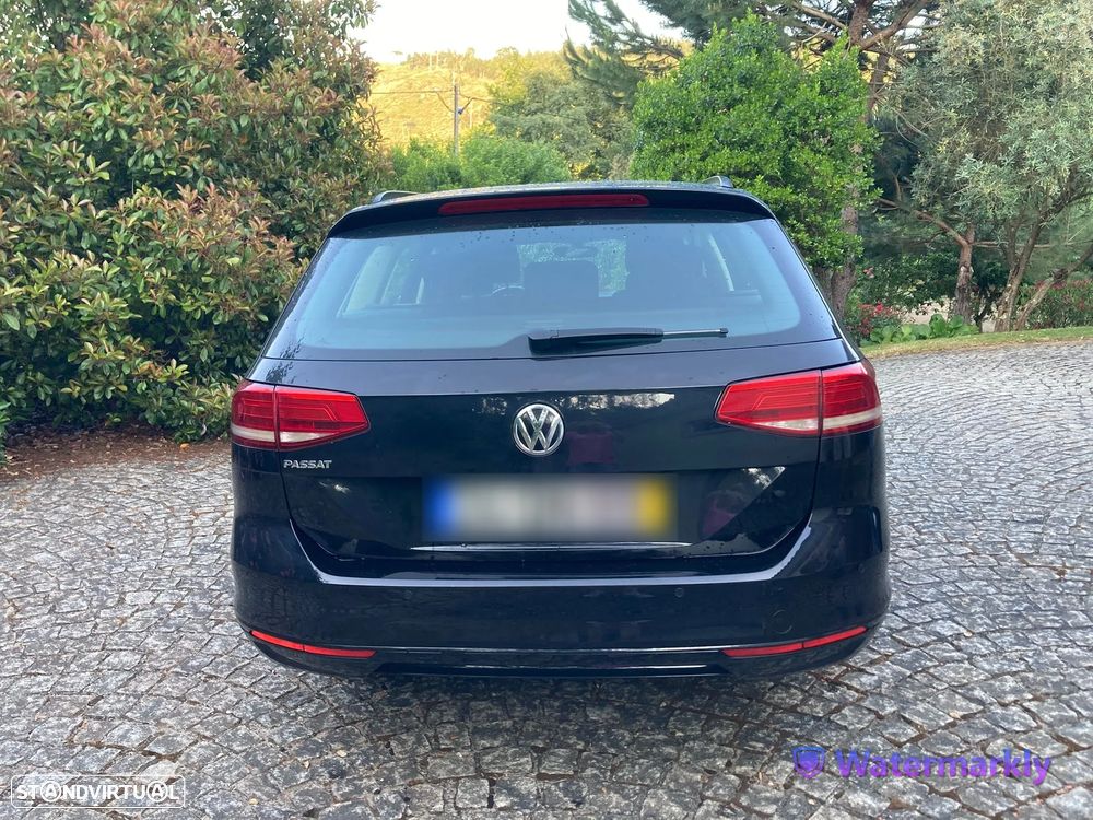 VW Passat Variant 1.6 TDI Confortline DSG - 2
