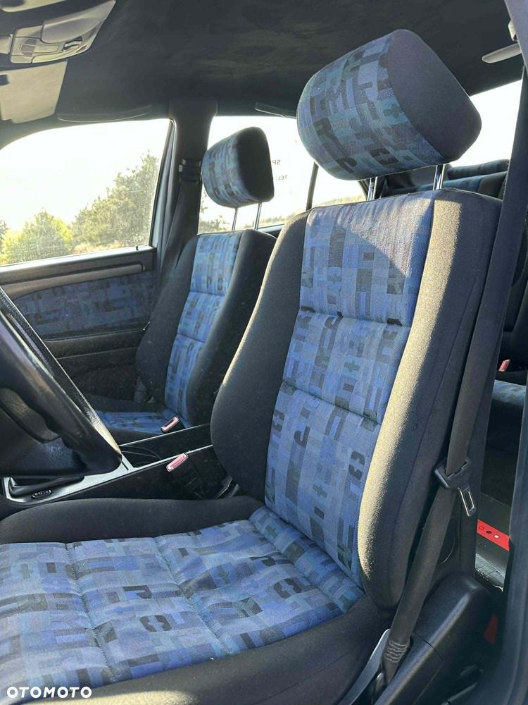 Mercedes-Benz Klasa C 180 T Esprit - 11