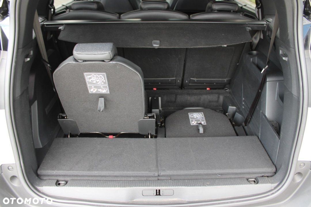 Peugeot 5008 - 15