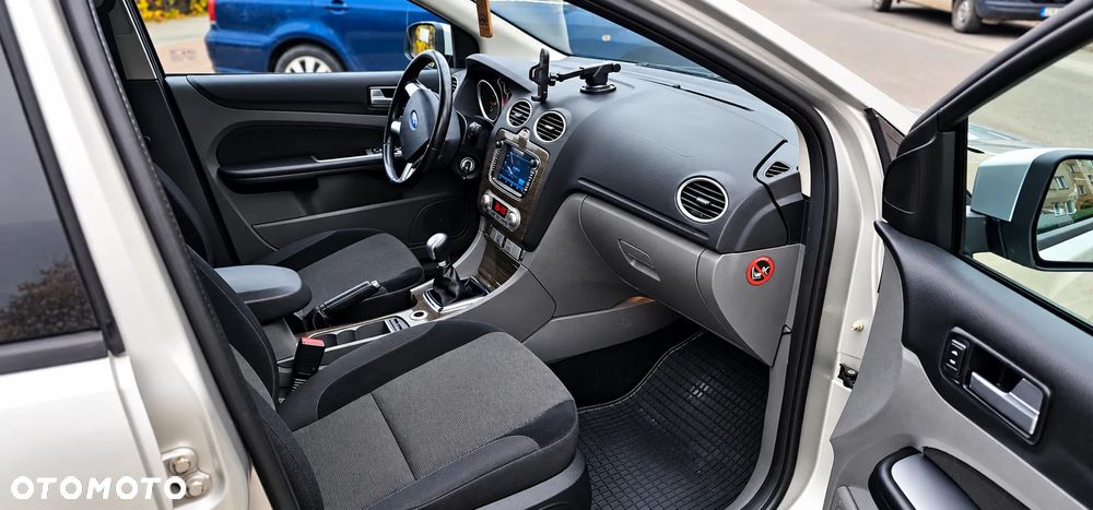 Ford Focus - 13