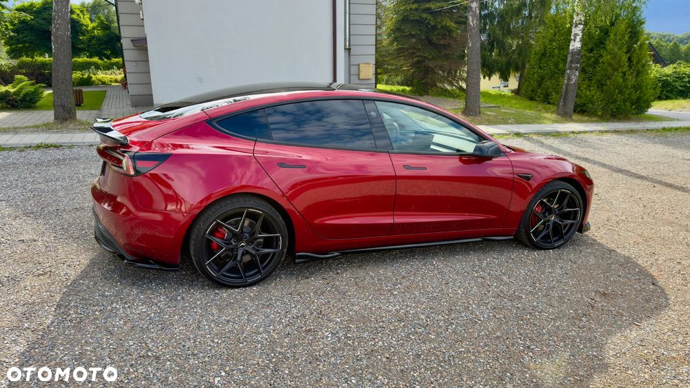 Tesla Model 3 - 9