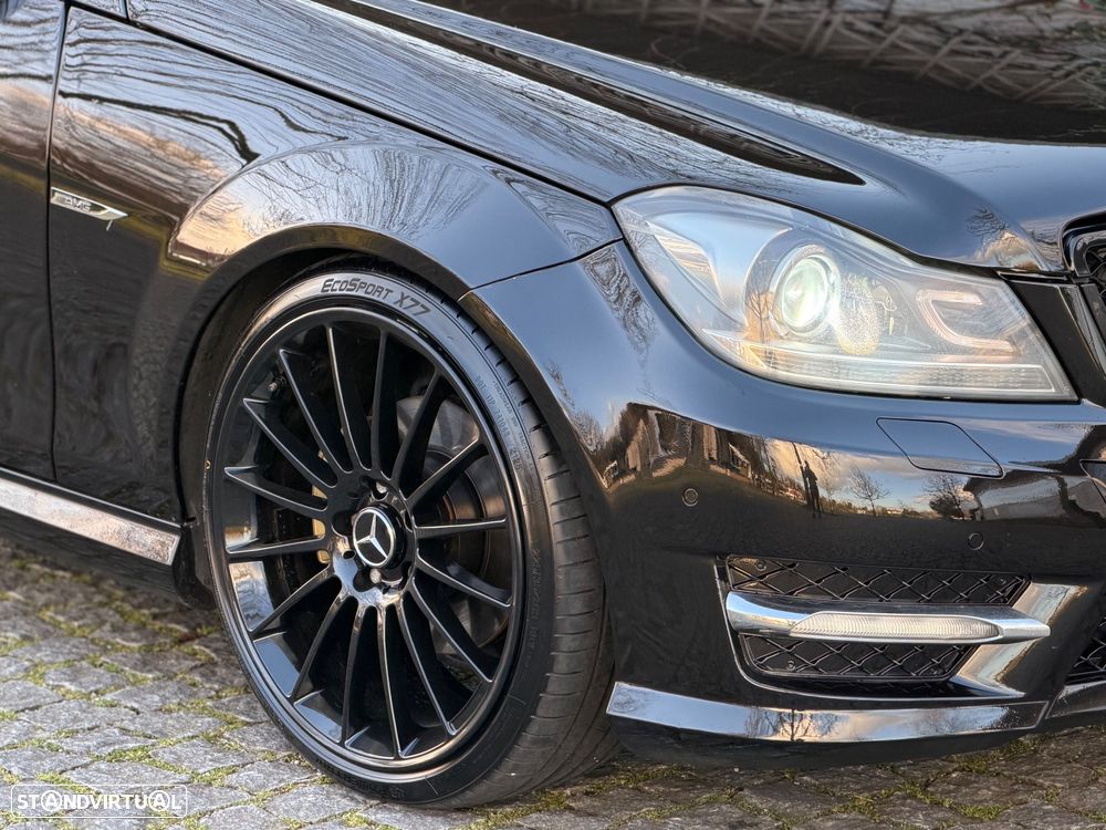 Mercedes-Benz C 220 - 14