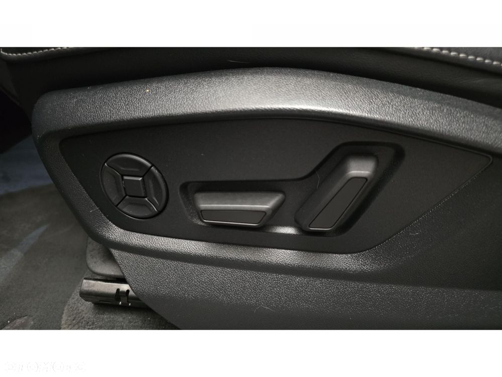 Audi Q8 - 31