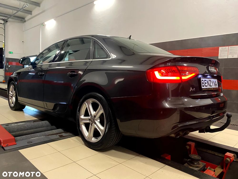 Audi A4 Limousine 1.8 TFSI Attraction - 15