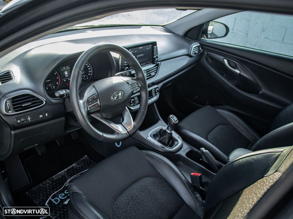 Hyundai i30 1.0 T-GDI Comfort+Navi - 16