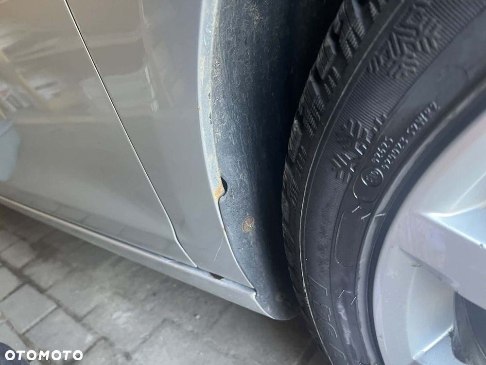 Volkswagen Golf 1.6 Comfortline - 10