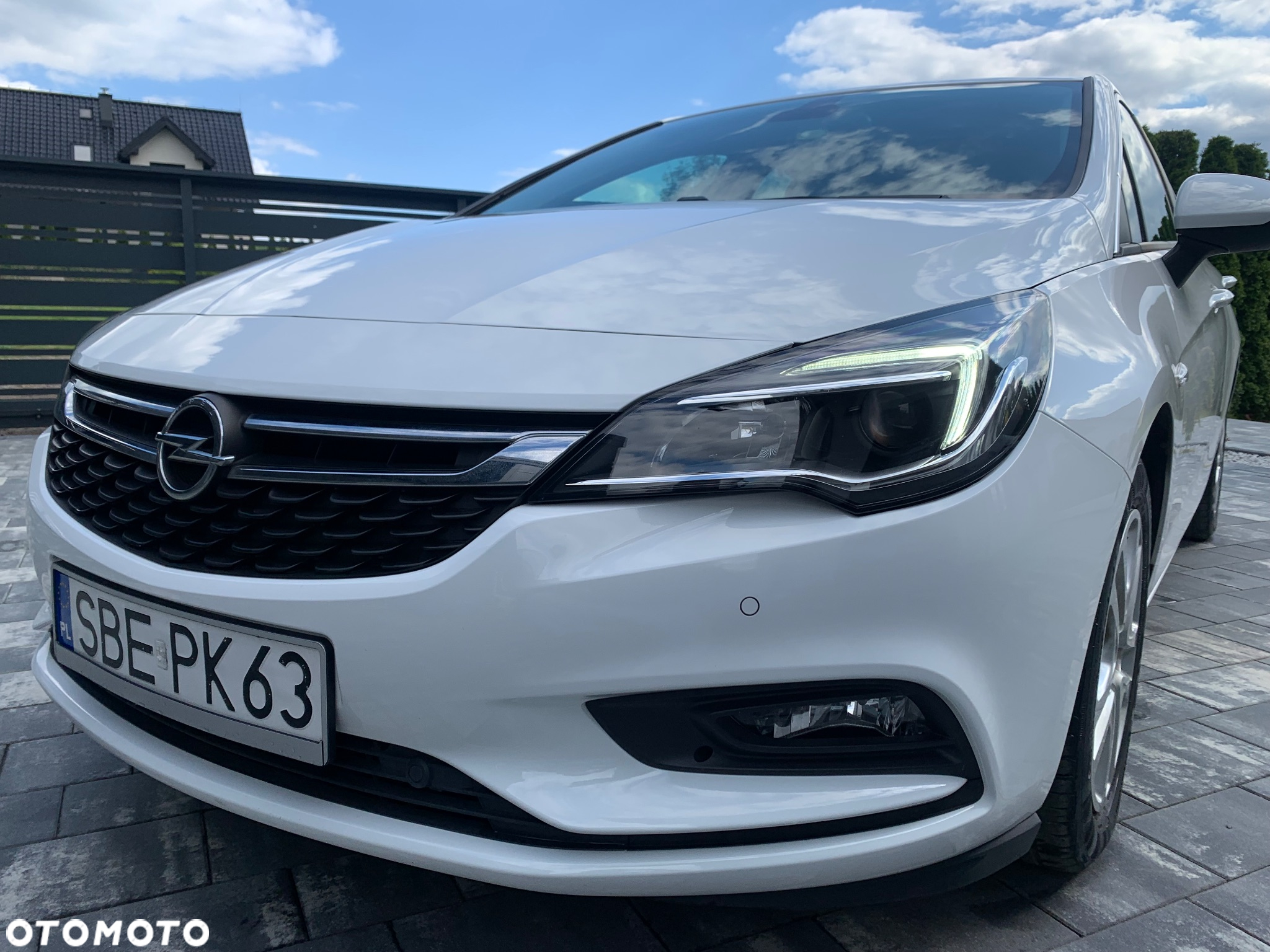 Opel Astra V 1.4 Enjoy - 2