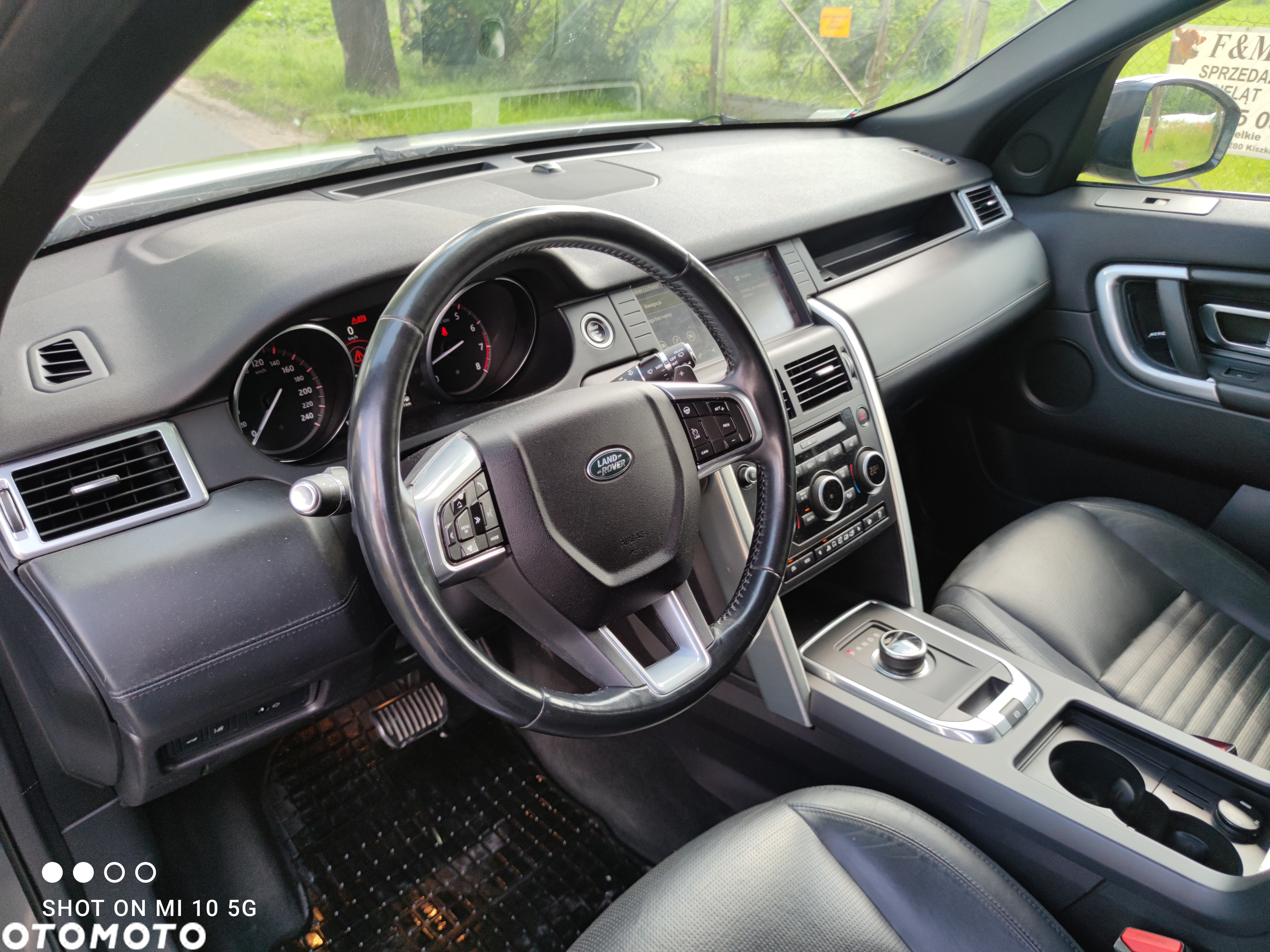 Land Rover Discovery Sport 2.0 Si4 HSE Luxury - 15