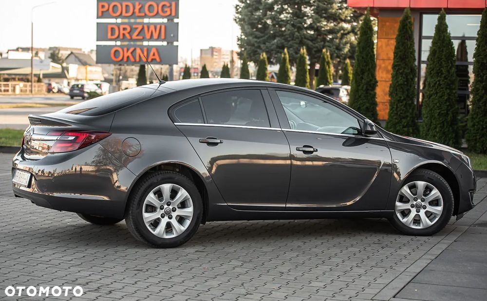 Opel Insignia 1.6 T Cosmo - 16