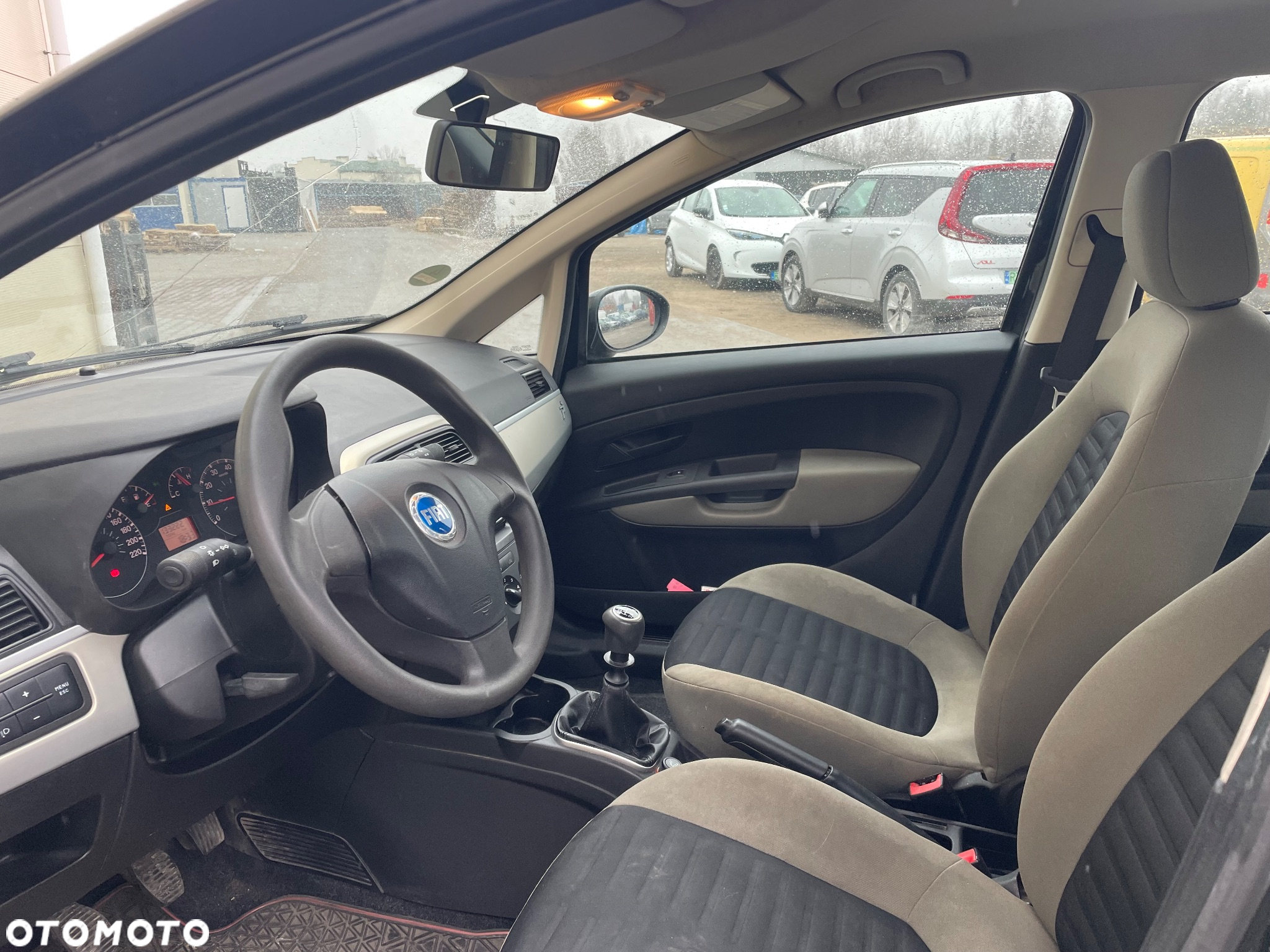 Fiat Punto - 13