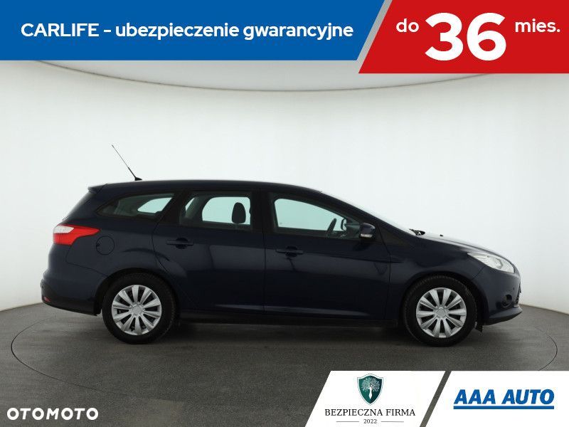 Ford Focus SW - 8