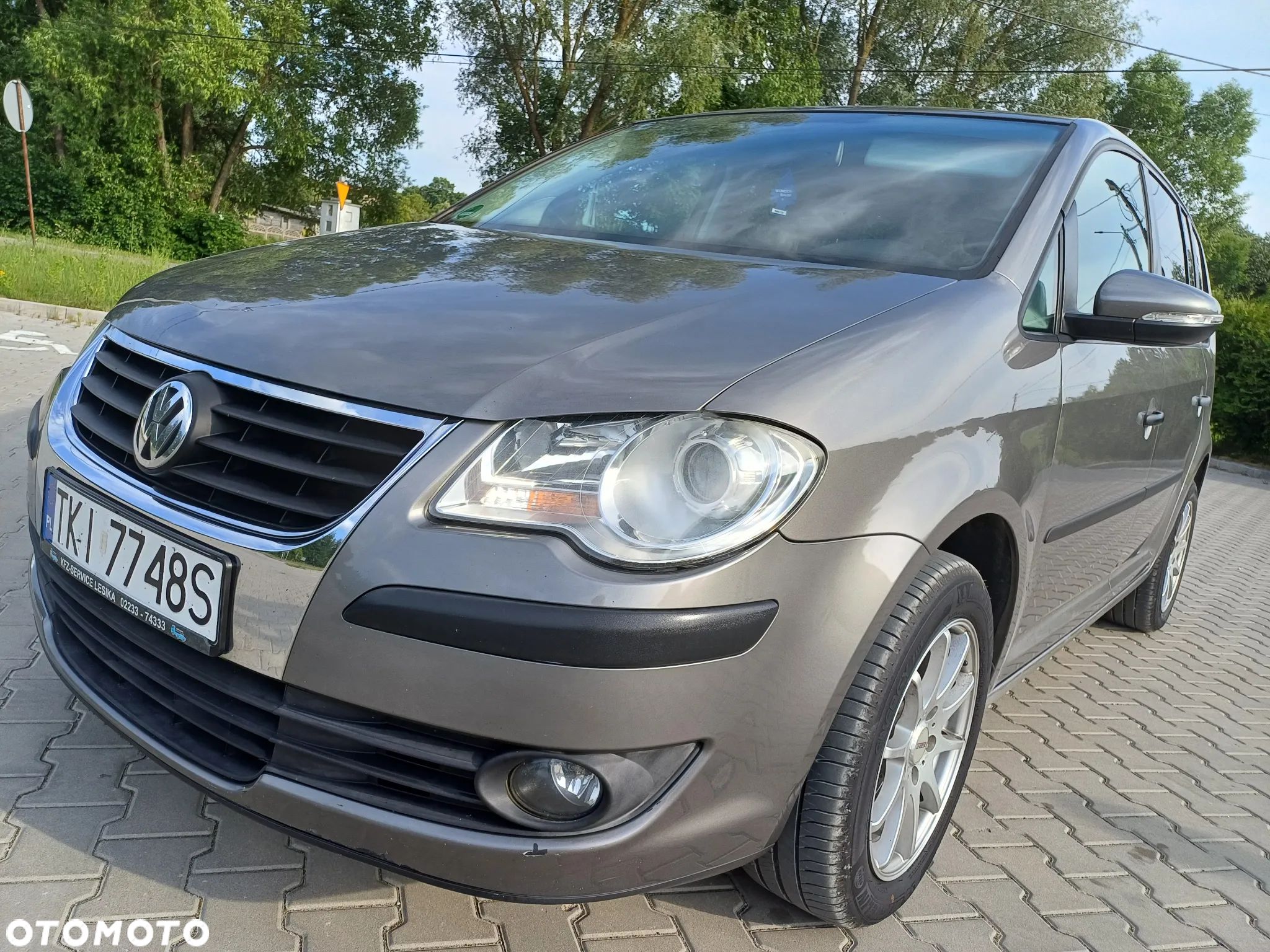 Volkswagen Touran 1.9 TDI DPF Trendline - 1