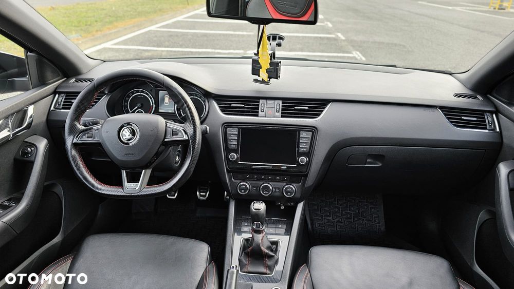 Skoda Octavia 2.0 TDI RS - 12