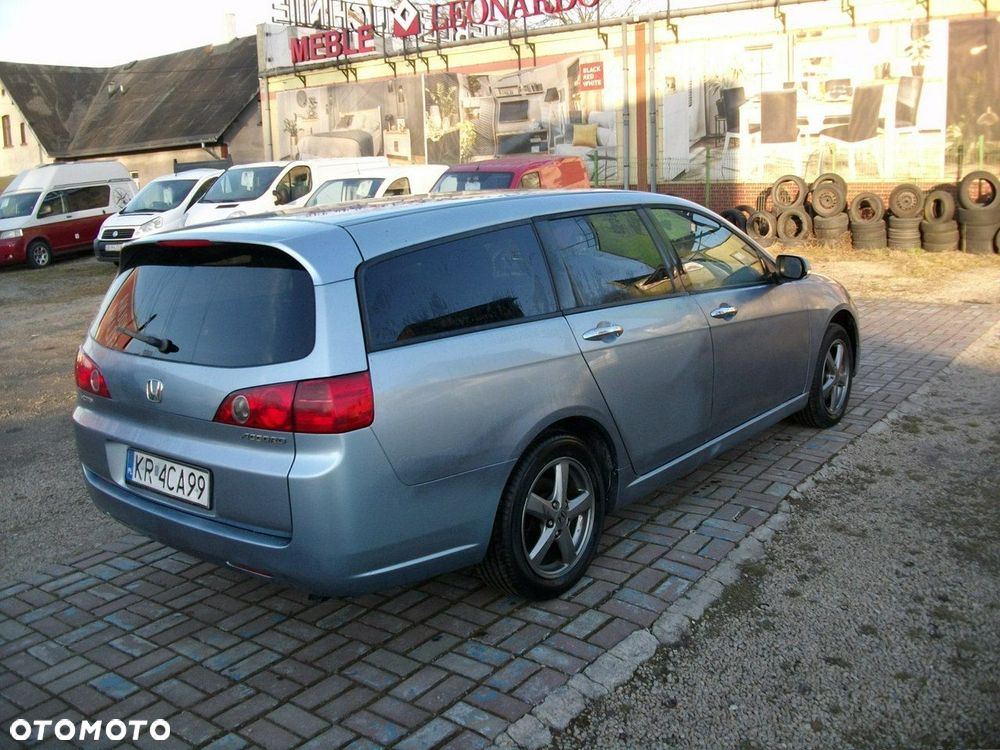 Honda Accord - 3