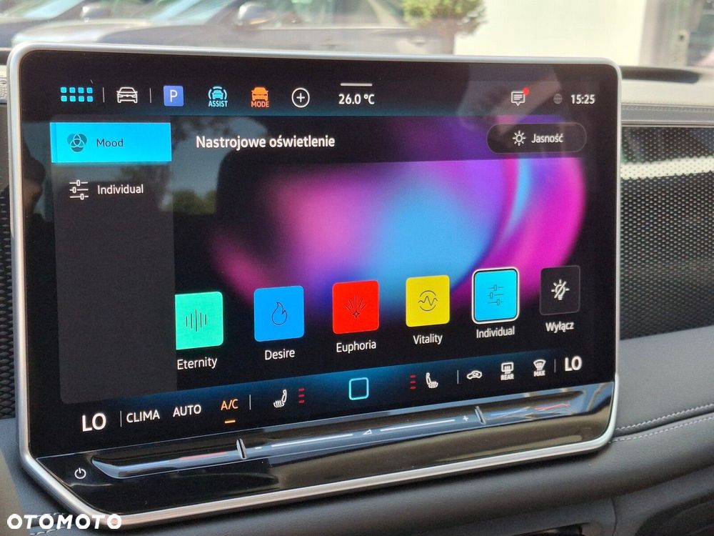 Volkswagen Tiguan 1.5 eTSI Life Plus DSG - 33