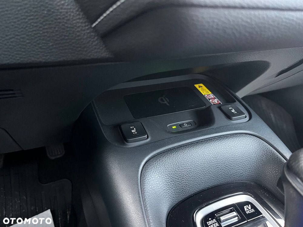 Toyota Corolla 1.8 Hybrid Comfort - 15