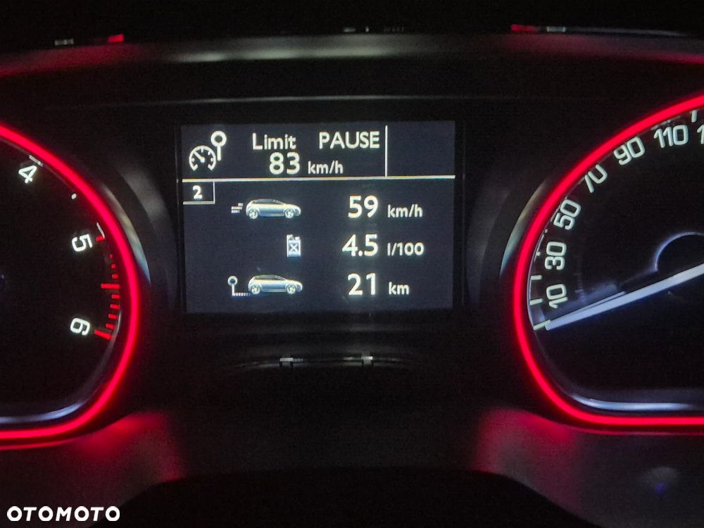 Peugeot 2008 - 32