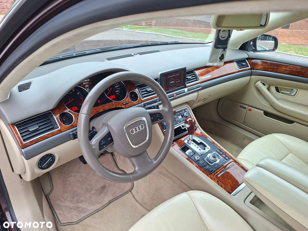 Audi A8 4.2 Quattro Langversion - 27