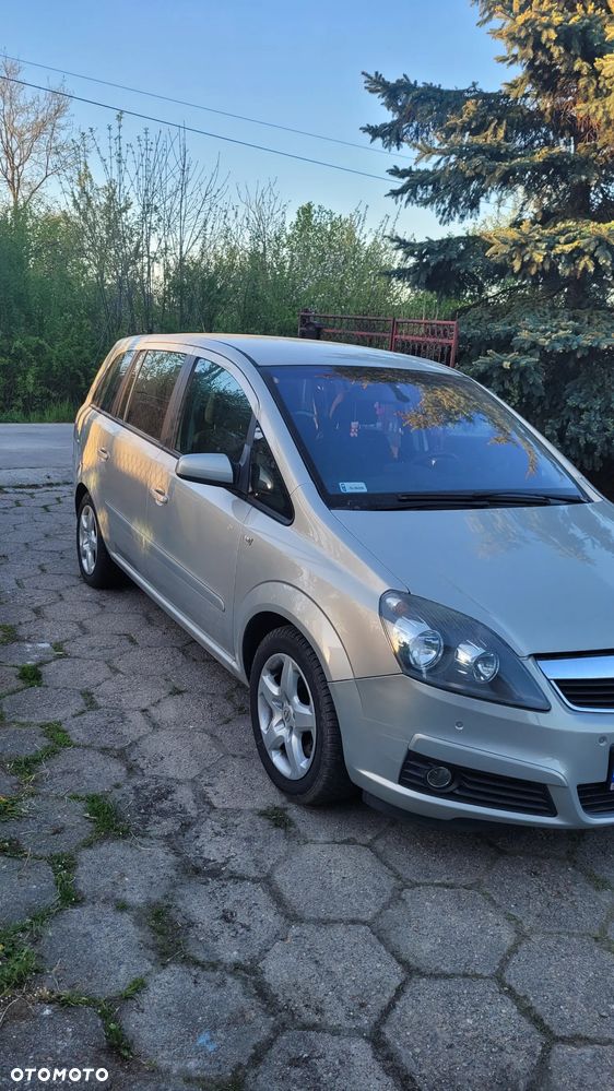 Opel Zafira 2.2 Enjoy - 6