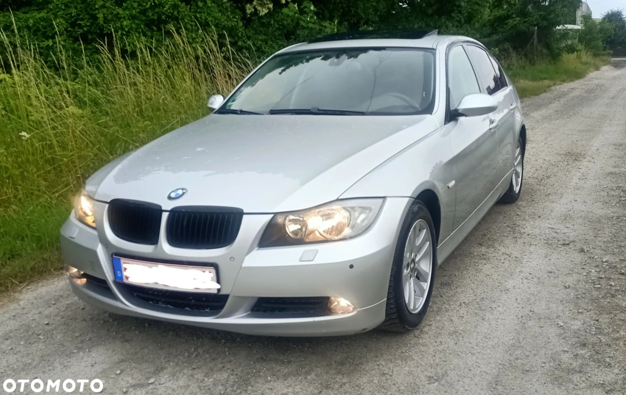 BMW Seria 3 320i - 1