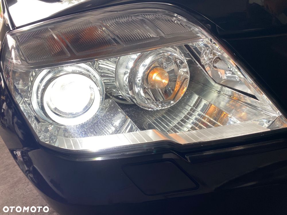 Mercedes-Benz GLK 250 CDI DPF 4Matic BlueEFFICIENCY 7G-TRONIC SPORT EDITION - 38