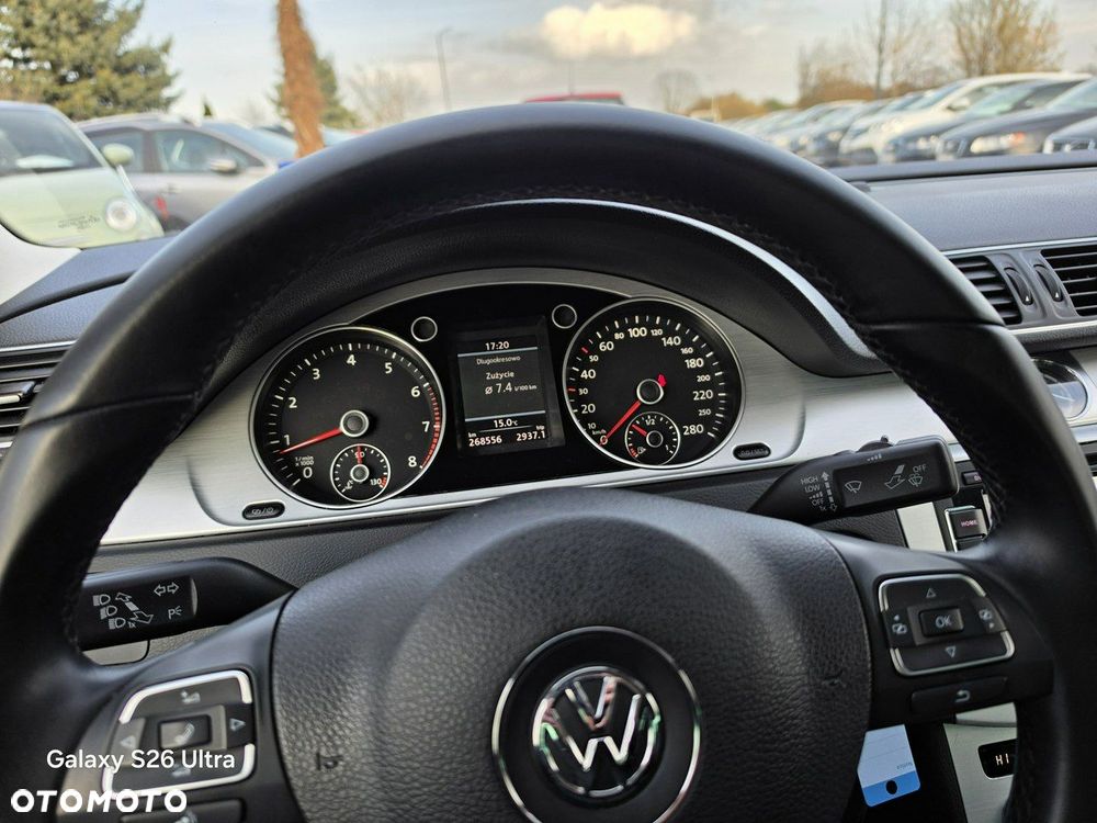 Volkswagen Passat CC - 36