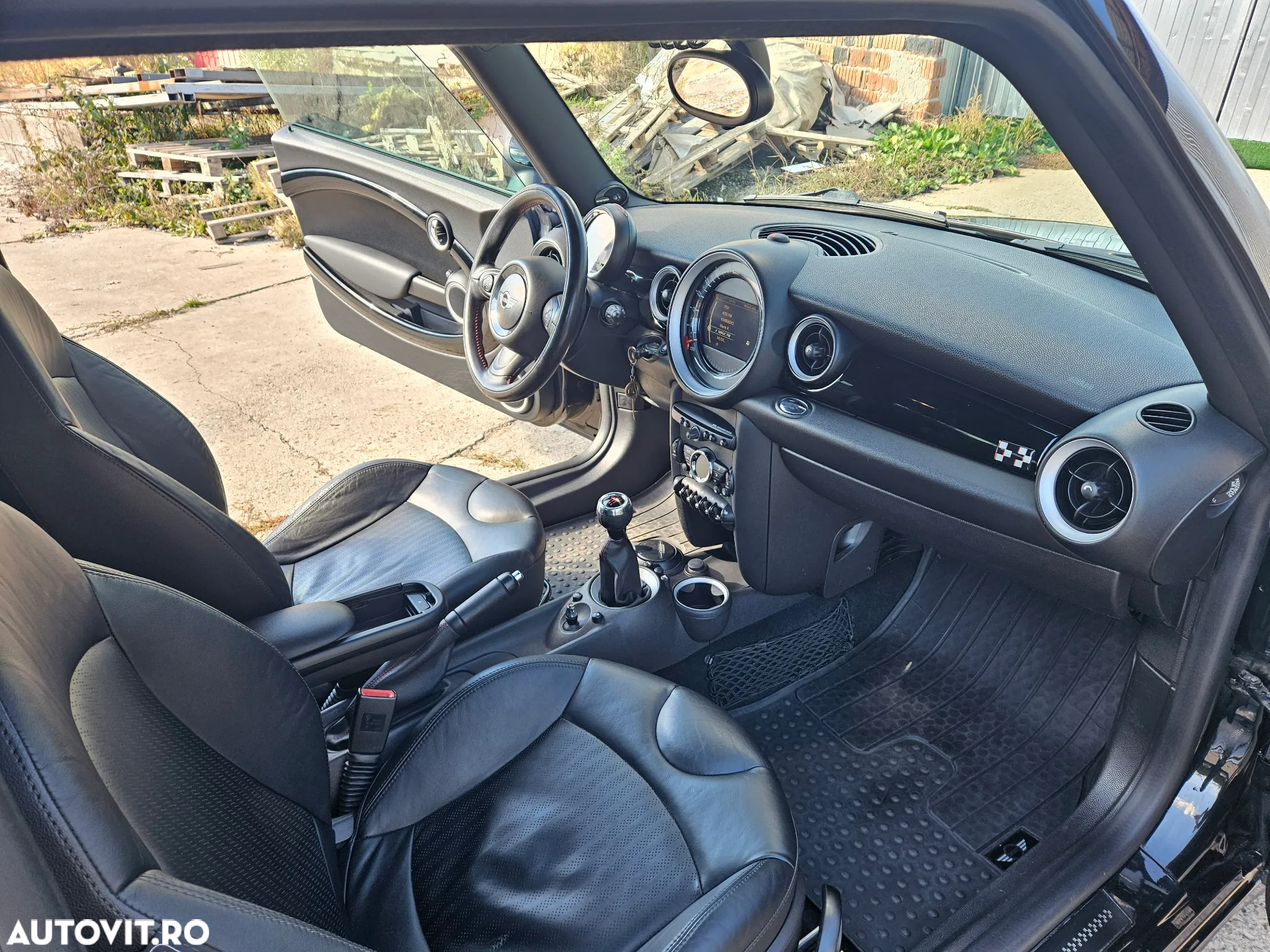 Mini Cooper John Works - 10
