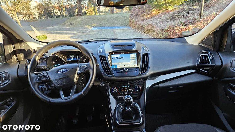 Ford Kuga 1.5 EcoBoost 2x4 Titanium - 15