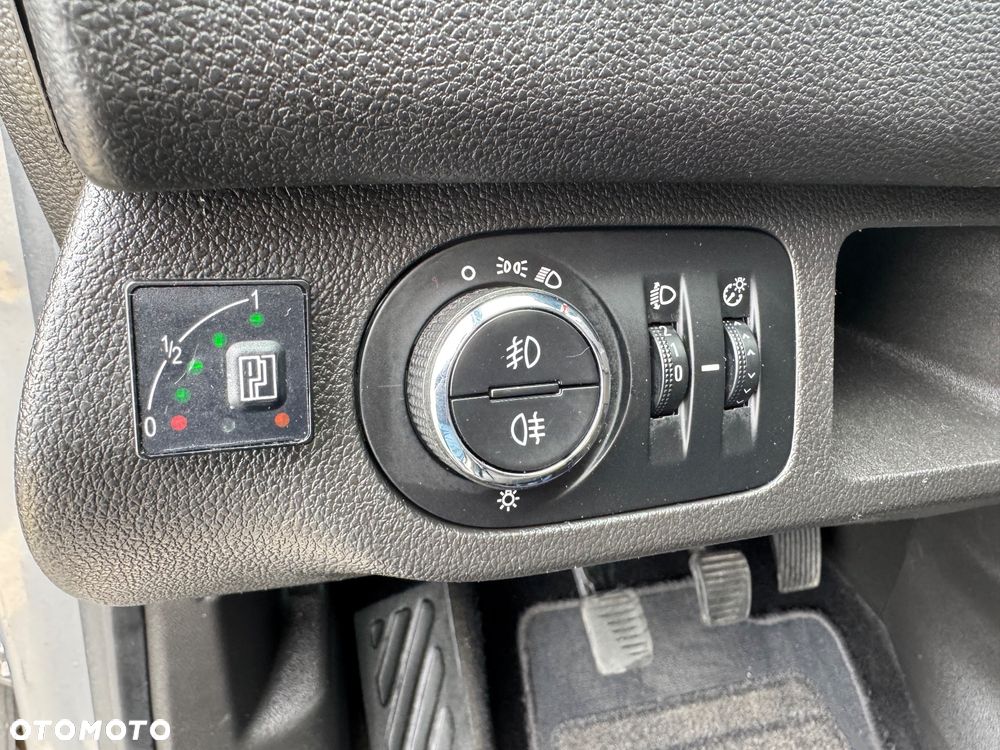 Opel Meriva 1.4 Cosmo - 22