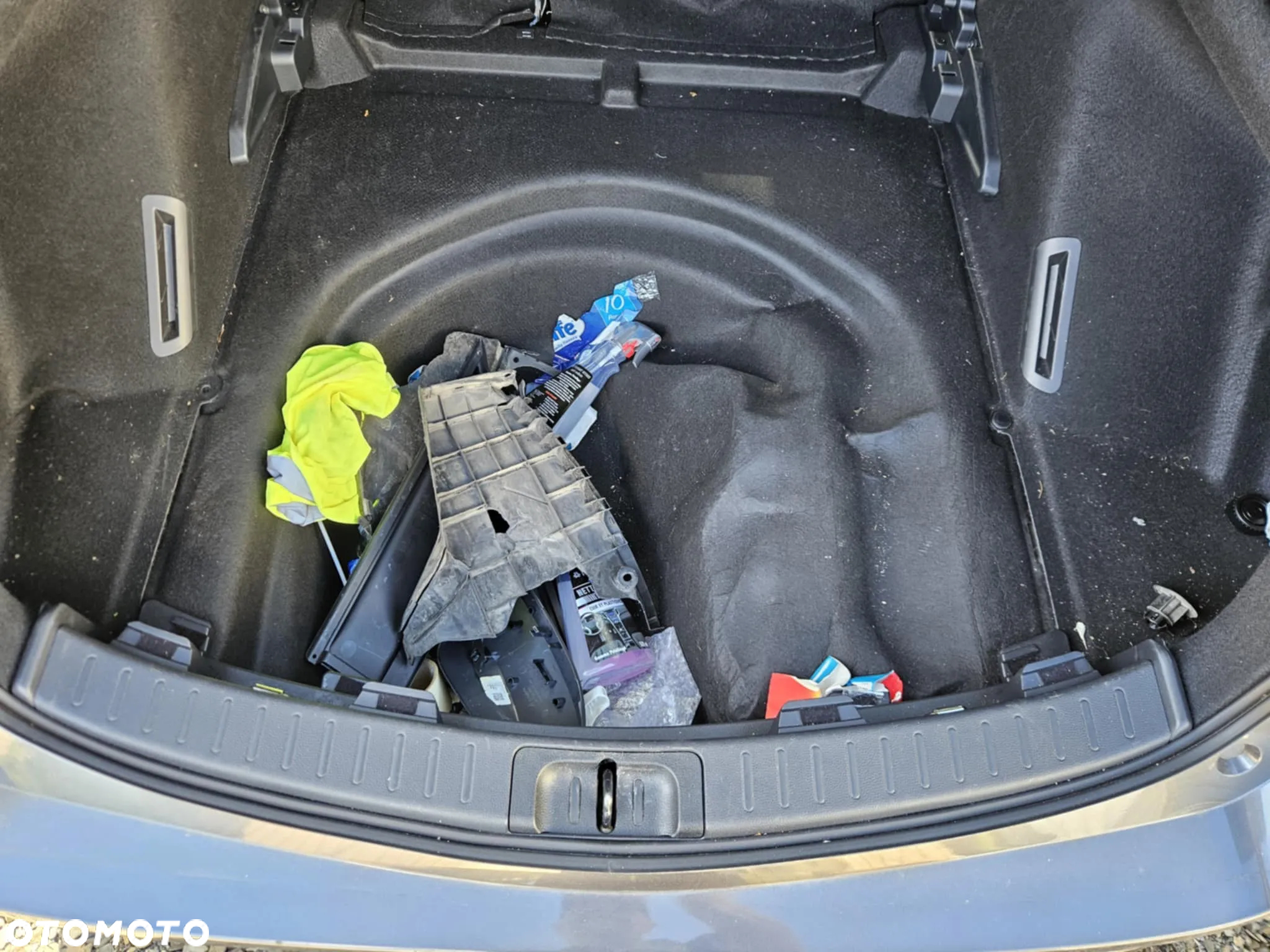 Toyota Corolla - 23