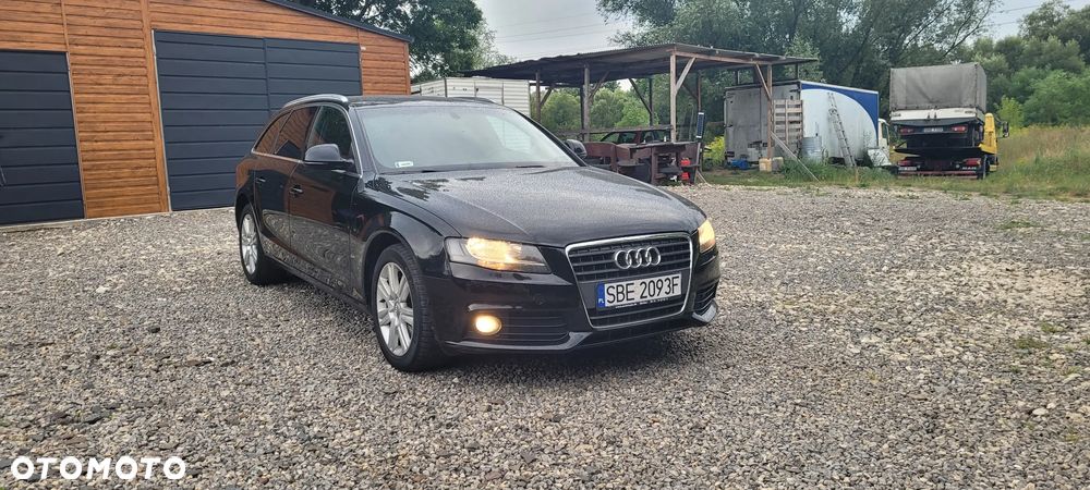 Audi A4 Avant - 4