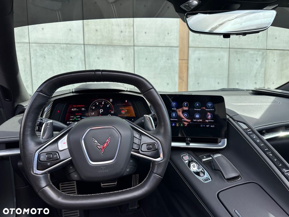 Chevrolet Corvette - 28