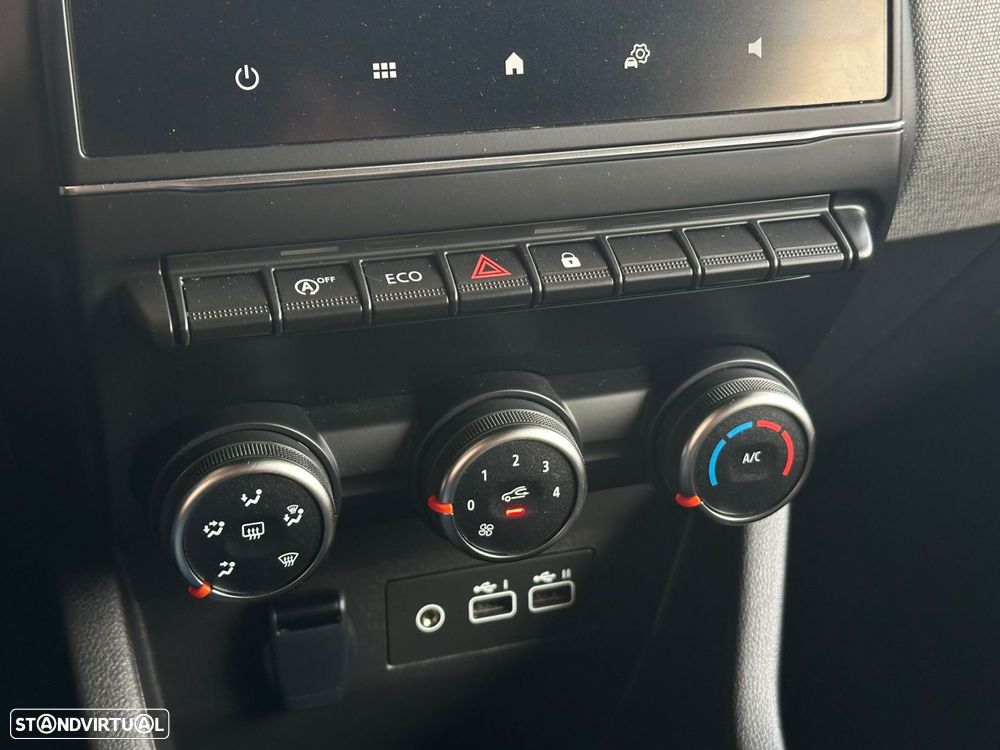 Renault Clio 1.0 TCe Evolution - 22