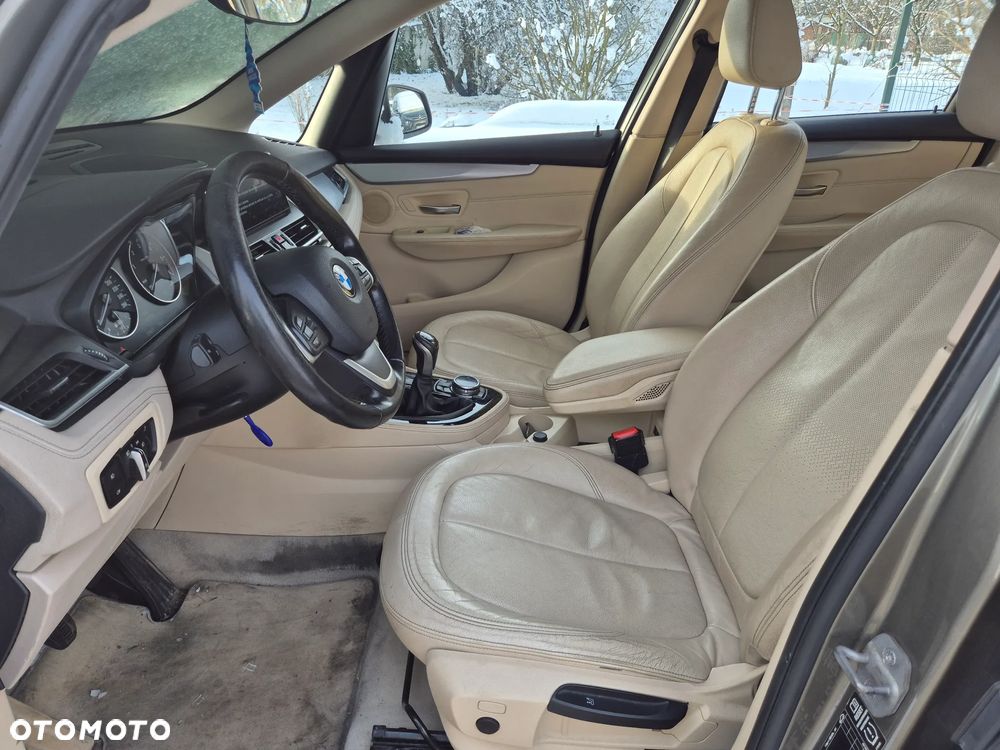 BMW Seria 2 218d Luxury Line - 7